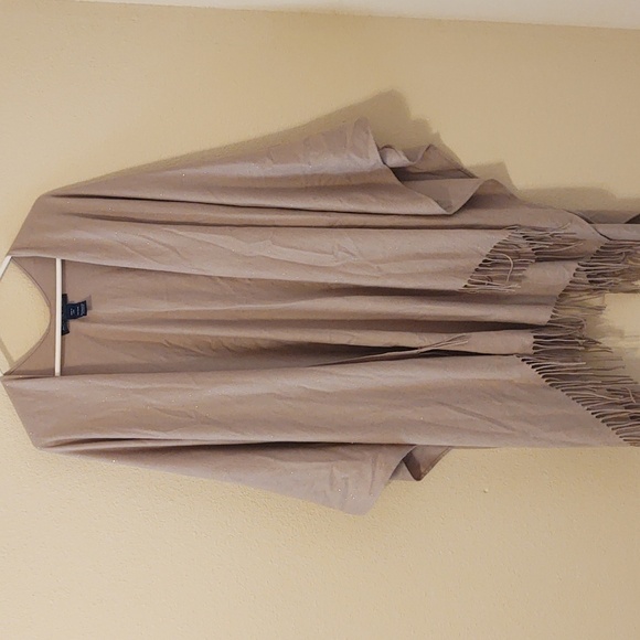 Adrienne Vittadini Women's wrap with gold flecks - Picture 1 of 6